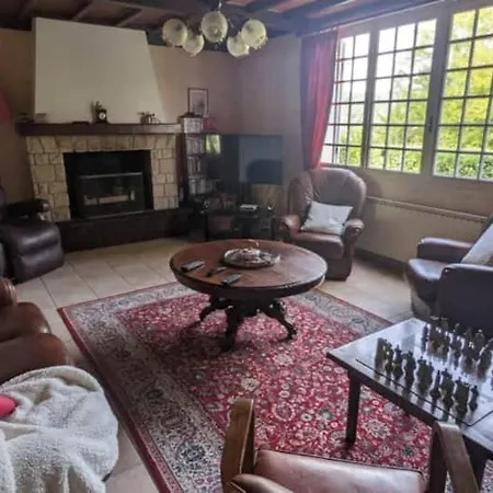 Magnifique Maison Avec Piscine Сasa de vacaciones